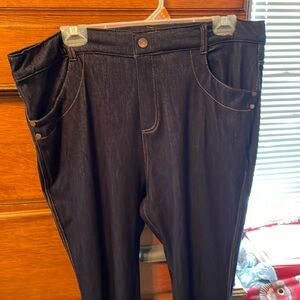 Two pairs of leggings/jeggings